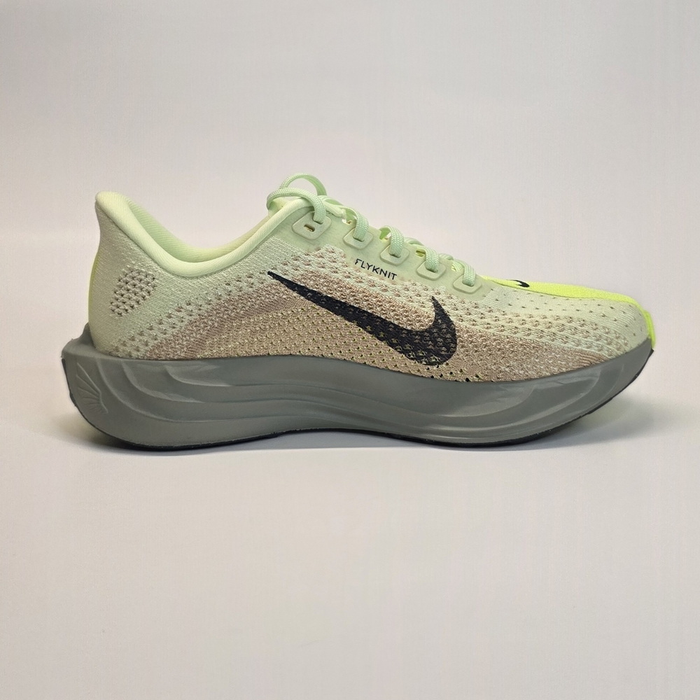 New Nike Air Zoom Pegasus Plus  Running Shoes  Women's Size 7.5  FQ7261-700 - Picture 3 of 12